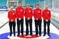 Team Schwaller (Hug, Iseli, Kaiser, Hürlimann, Schwaller) [Foto: WorldCurling]